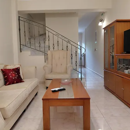 Irini's ארגוסטולי
